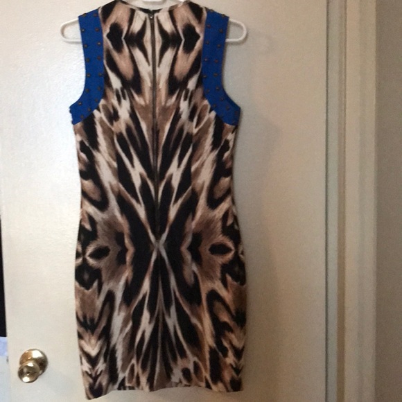 Lady 👗 - Picture 3 of 4